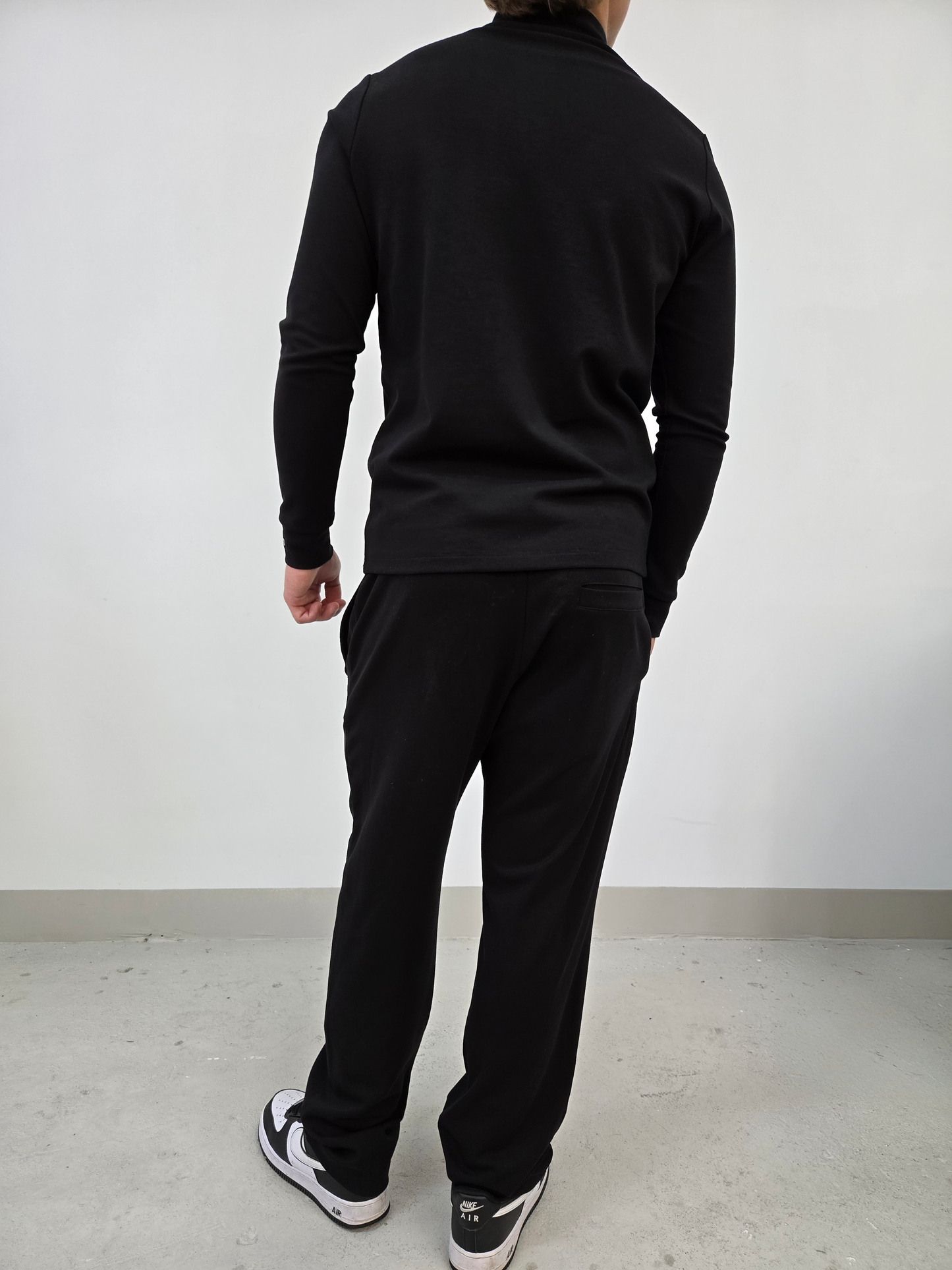 Straight fit jogger black